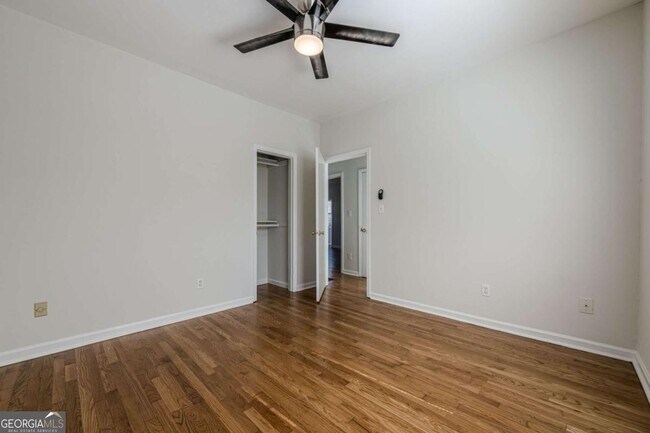 Building Photo - 1977 N Decatur Rd