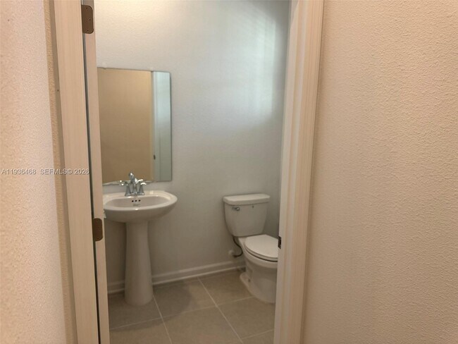 Building Photo - 2517 Spring Tune Aly