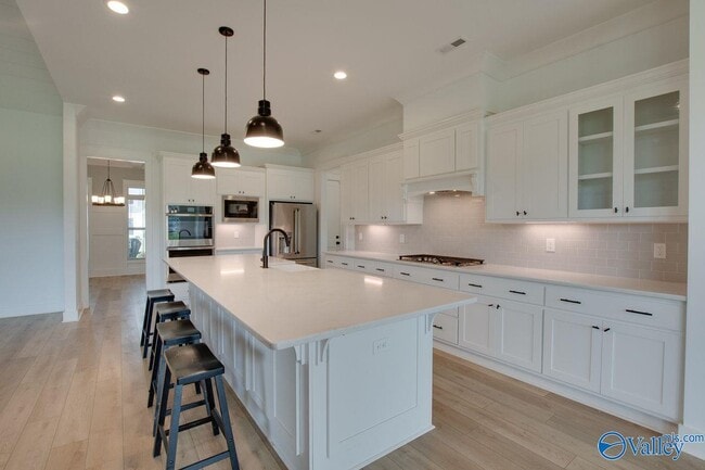 Building Photo - 6128 Pembrook Pond Pl SE