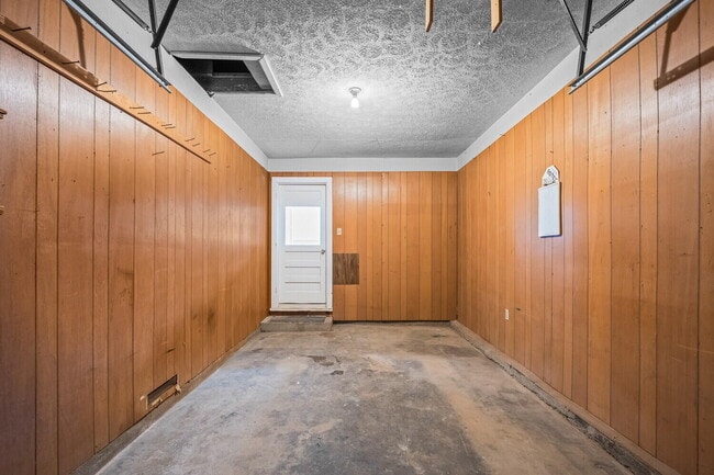 Building Photo - 4823 9th St