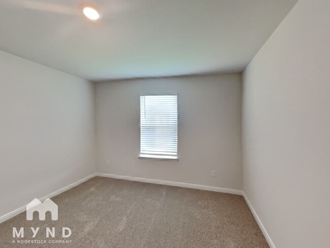 Building Photo - 1106 Clark Dr