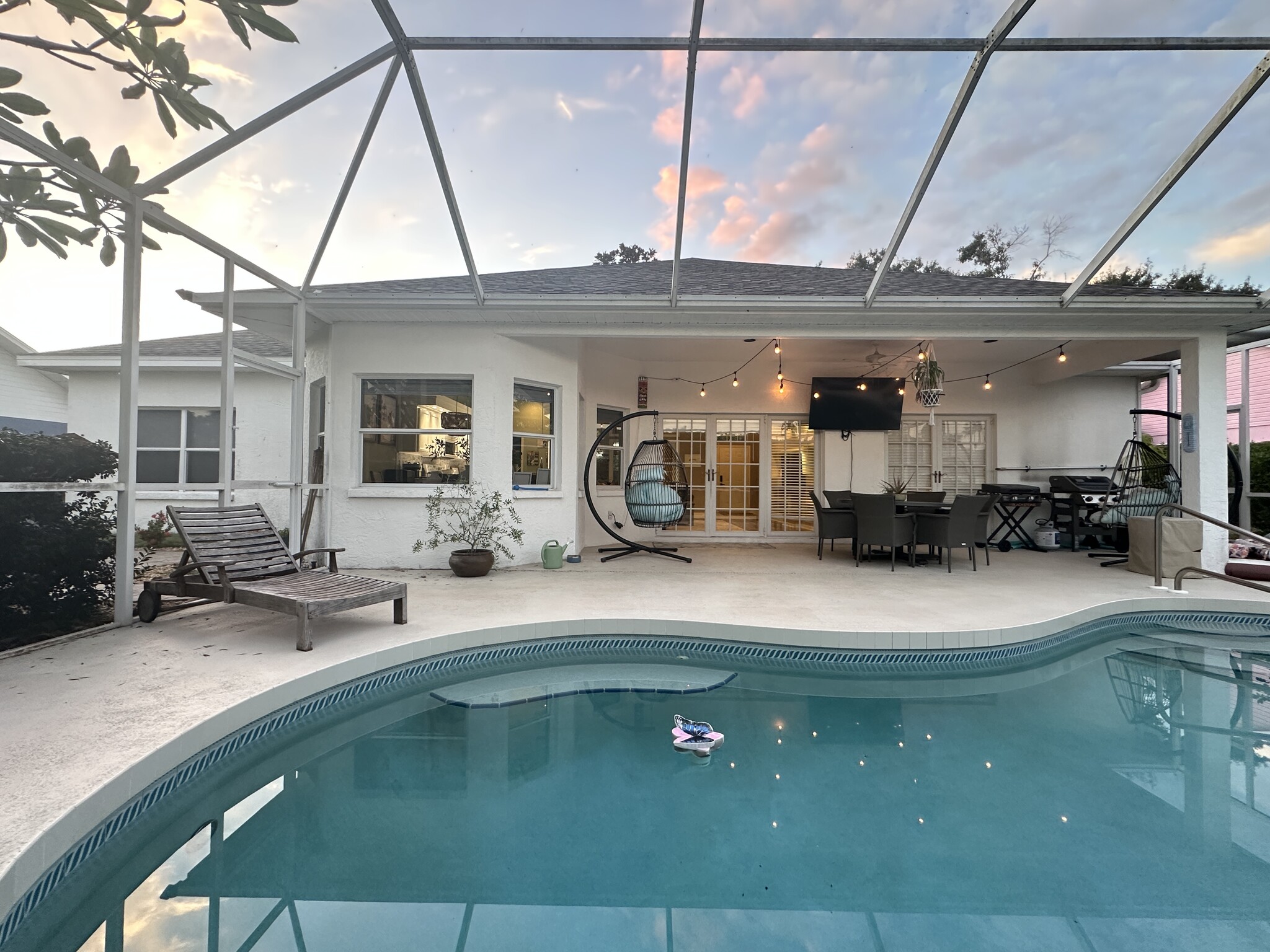 Building Photo - 5738 39th Street Cir E