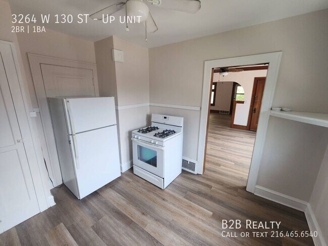 Building Photo - 3264 W 130th St