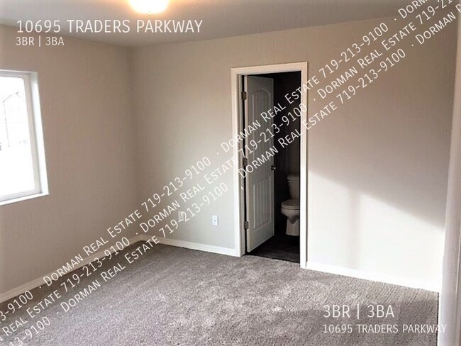 Building Photo - 10695 Traders Pkwy