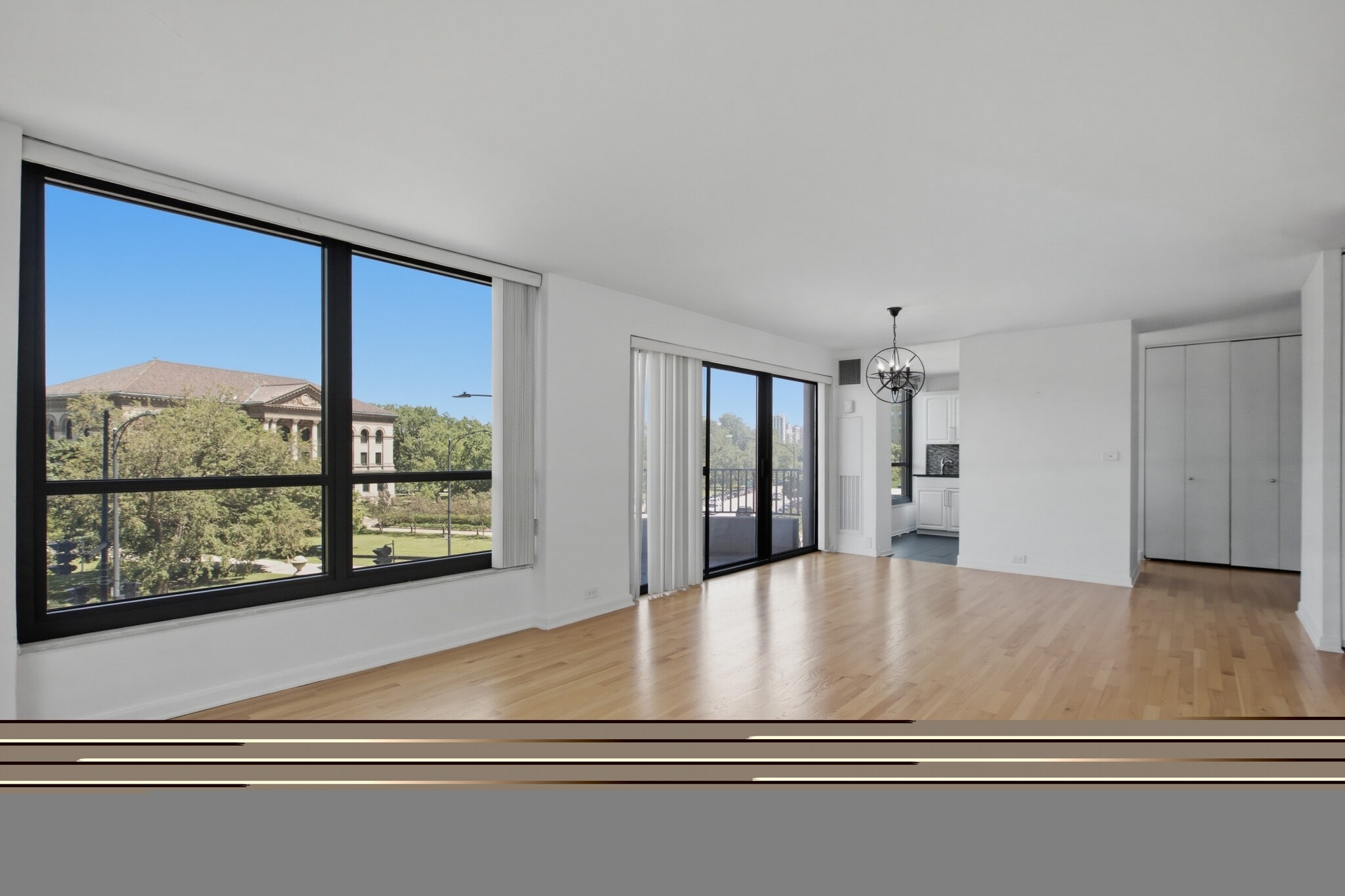 Building Photo - 2020 N Lincoln Park W