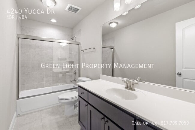 Building Photo - 4240 Yucca Dr