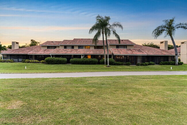 Building Photo - 229 Old Meadow Way