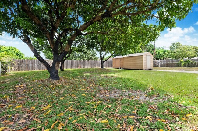 Building Photo - 10421 SW 184th St