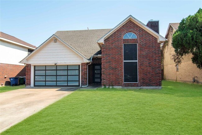 Primary Photo - 12705 Hunters Chase Dr