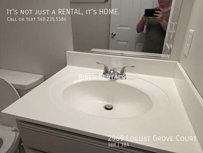 Building Photo - 2969 Locust Grv Ct