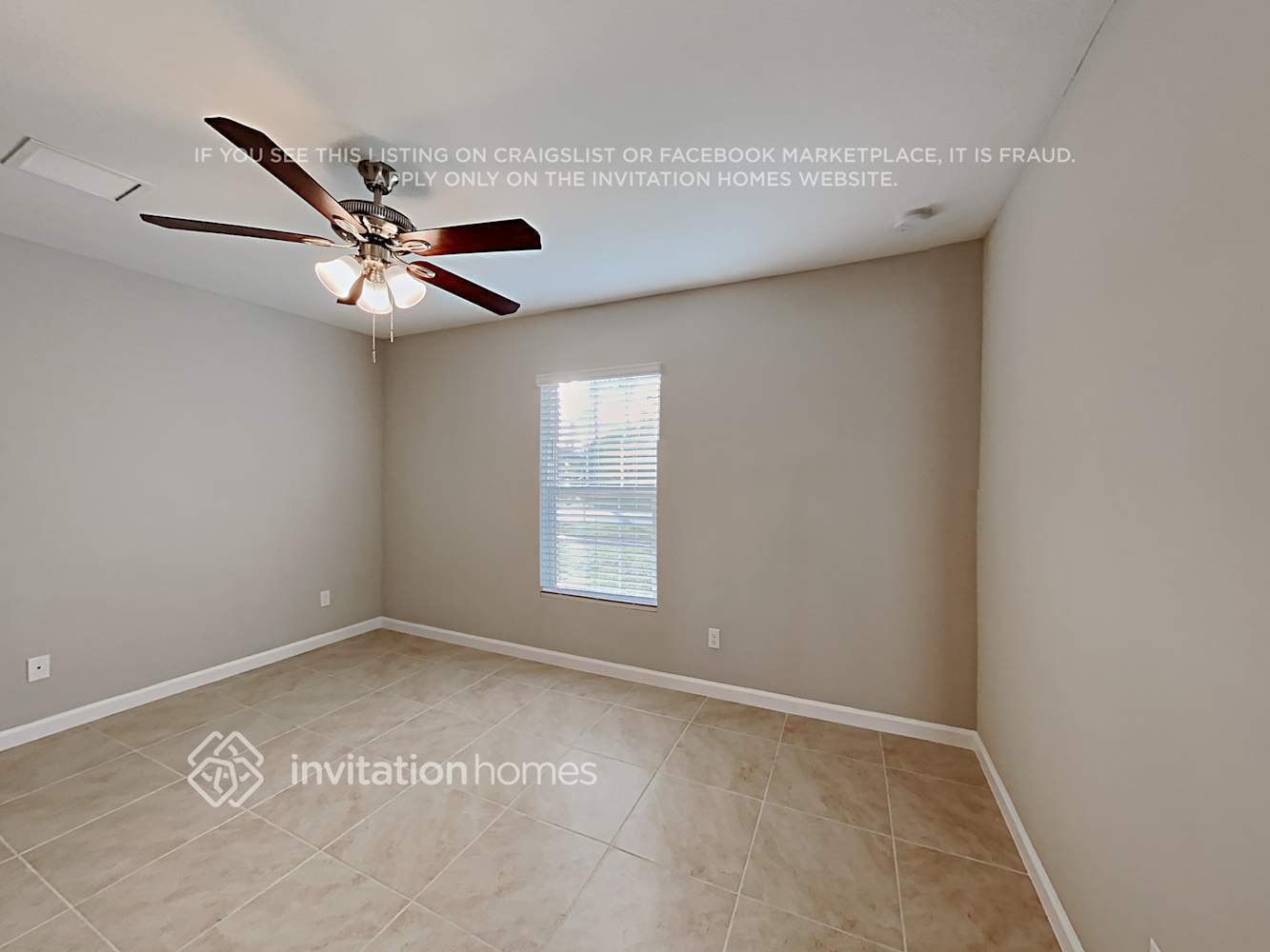 Building Photo - 601 NW Kingston St