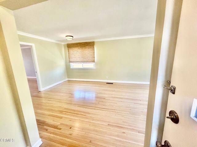 Building Photo - 300 W Loma Alta Dr