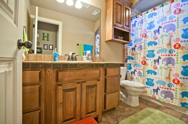 Building Photo - ***1804 SW Sequoia***