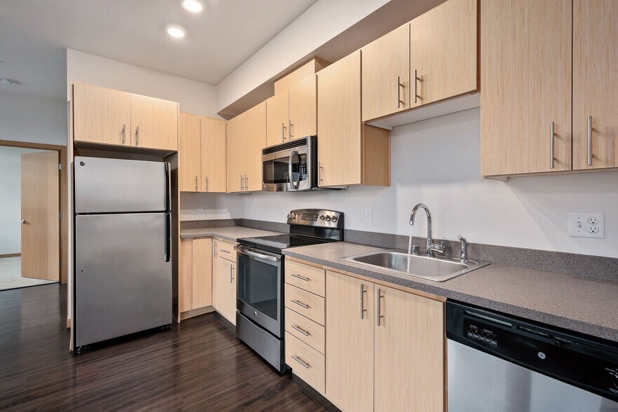 Interior Photo - The Perch - Elevated Urban Living in the H...
