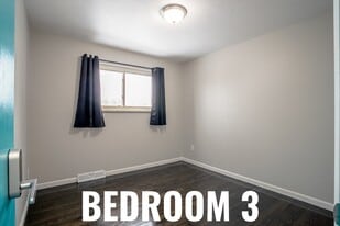 Building Photo - 201 Toledo St