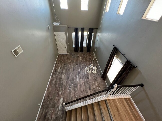 Building Photo - Memory updated Here’s a customized marketing description for your rental property:  Spacious Home...