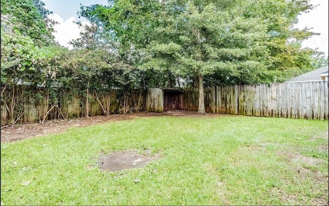 Building Photo - 2212 Summer Crossing