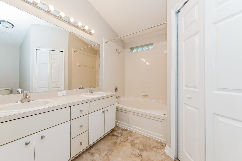 Building Photo - 3432 70th Glen E