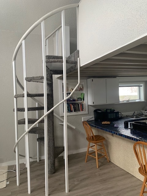 Building Photo - 807 E South Ave