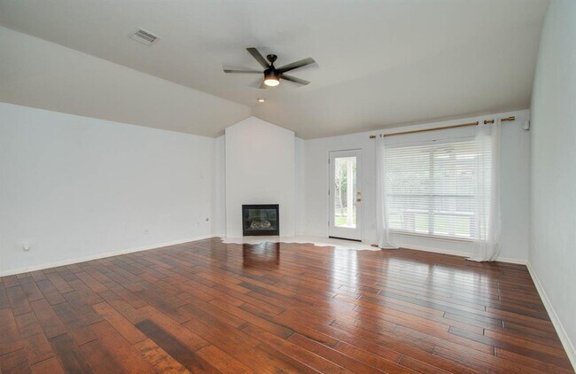 Building Photo - 15011 Redding Crest Ln