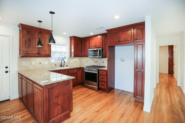 Building Photo - 961 Riopelle Ct