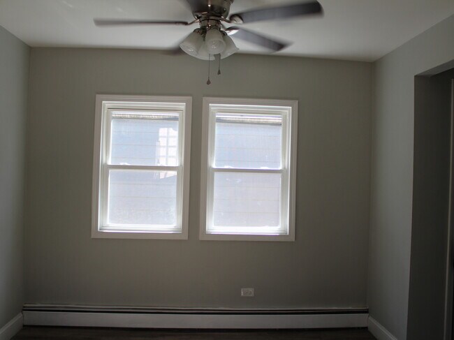 Building Photo - 7915 S Dobson Ave