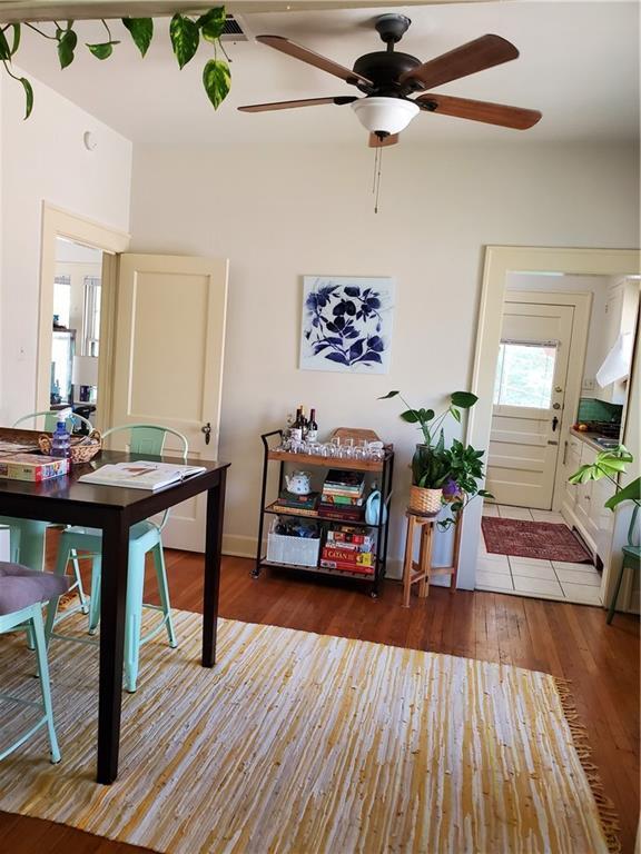 Building Photo - 705 Graham Pl