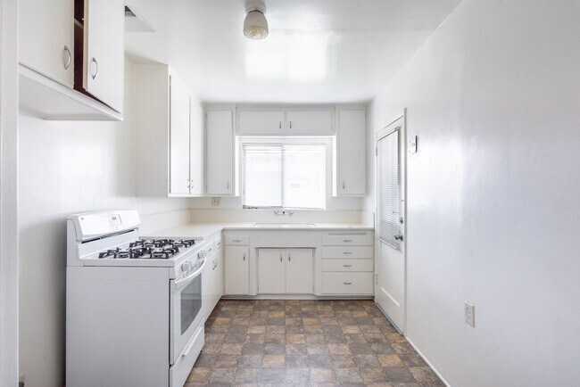 Building Photo - 227 W Alameda Ave