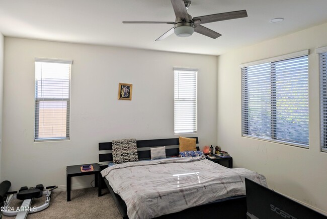 Building Photo - 9799 W Cashman Dr