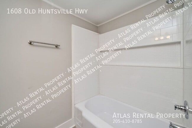 Building Photo - 1608 Old Huntsville Hwy