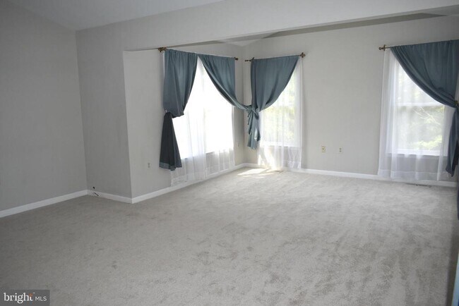 Building Photo - 46336 Haven Terrace