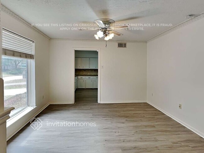 Building Photo - 3410 Hideaway Ln