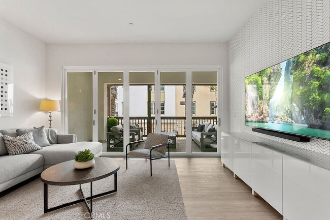 Building Photo - 3440 Doheny Way