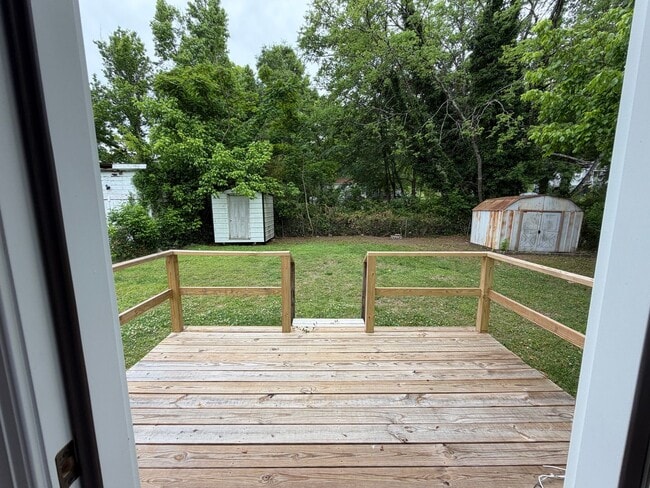 Building Photo - 53 Pelham Heights