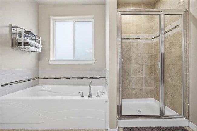 Building Photo - 368 Wishkah Dr