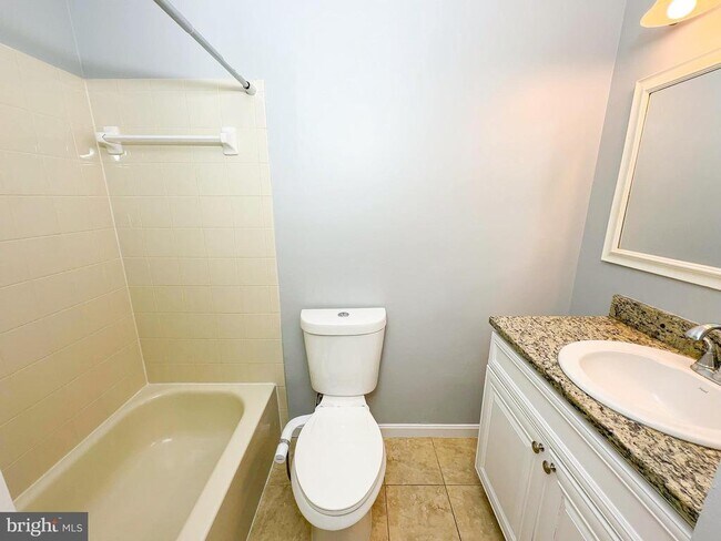 Building Photo - 9206 Lorelei Ct