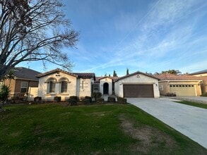 Building Photo - Charming 4-Bedroom Home for Rent in Gated Community