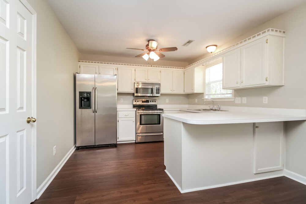 Building Photo - 1126 Poplar Hollow Dr