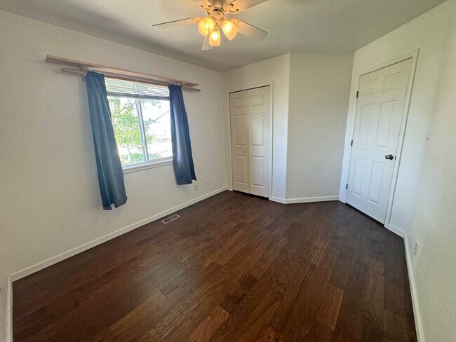 Building Photo - Move-In Special! FREE 50" TV for Qualified Tenants!