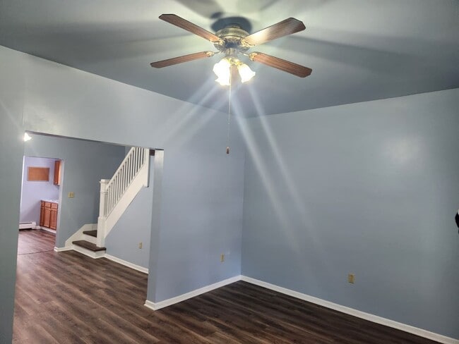 Building Photo - 2015 12th Ave