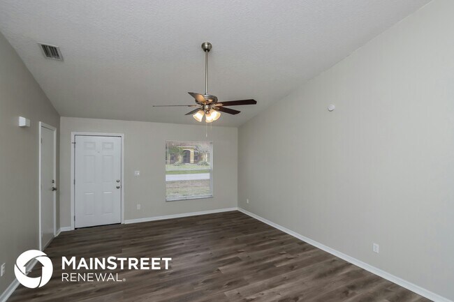 Building Photo - 1306 Alcazar St SE