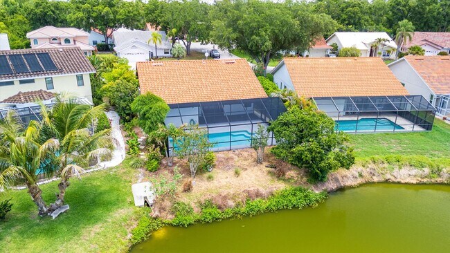 Building Photo - Stunning 3 Bed/ 2 Bath Pool Home in Longwood Run ~ UTC