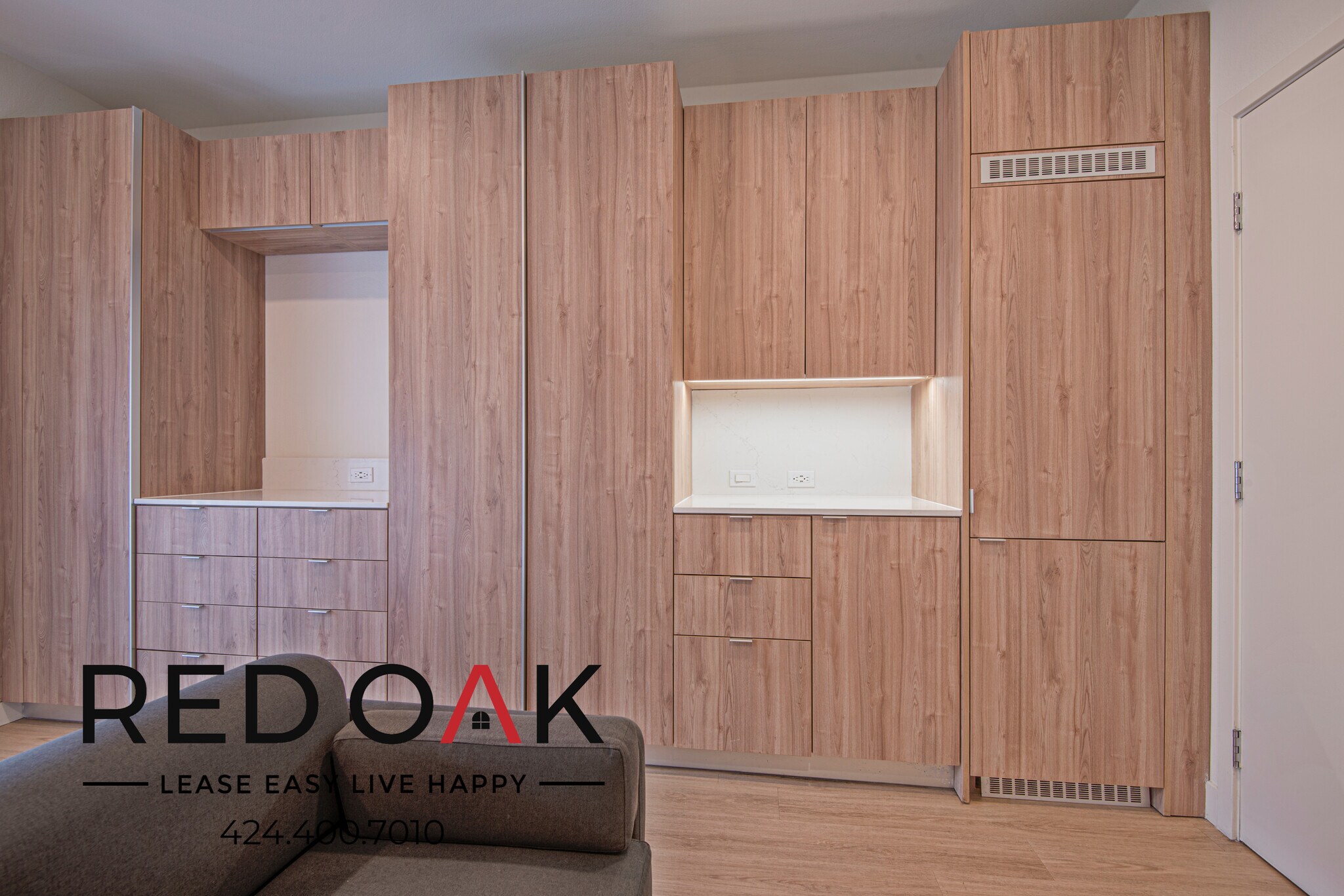 Building Photo - 7810 Topanga Canyon Blvd