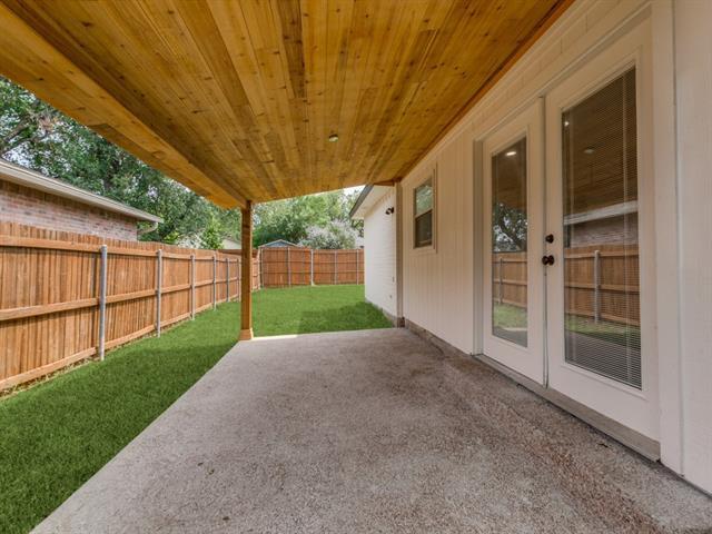 Building Photo - 2032 Meadfoot Rd