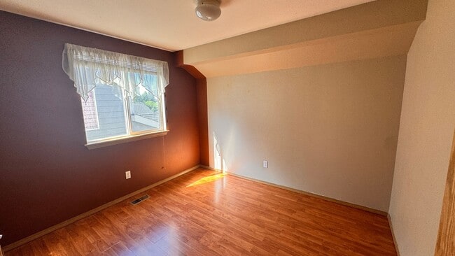 Building Photo - Four Bedroom Home in Kent East Hill