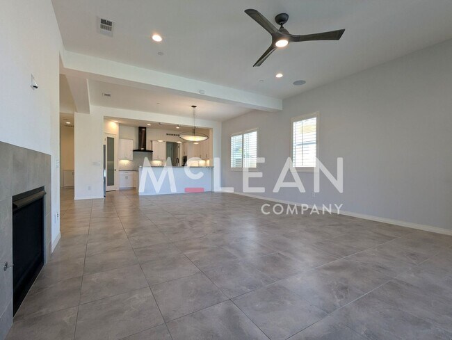 Building Photo - Luxury Desert Living in Desert Princess Co...