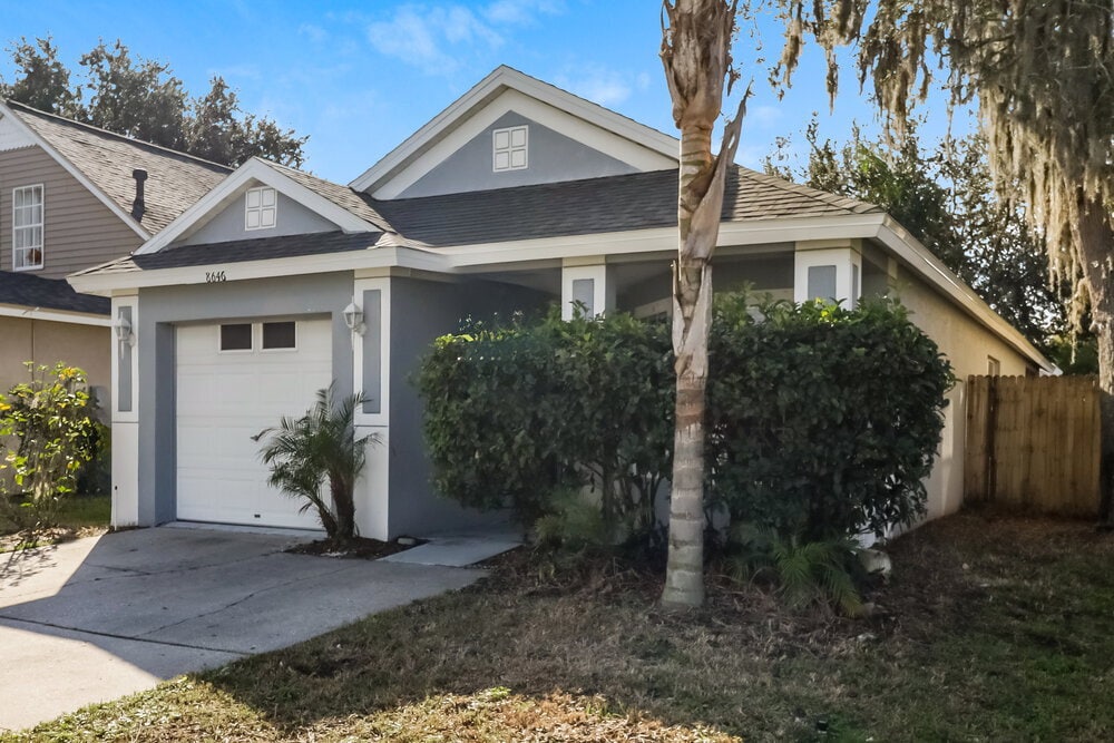 Building Photo - 8646 Persea Ct