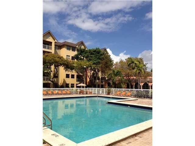 Building Photo - 8160 Geneva Ct