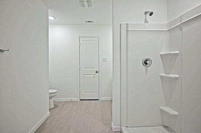 Building Photo - 3813 Low Tide