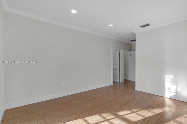 Building Photo - 7048 SW 83rd Ct